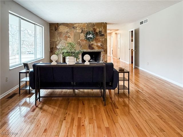 130 N Hills Drive, Parkersburg, WV 26104