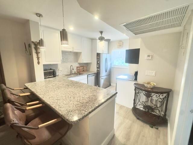 2400 NE 16th Street Unit 205, Pompano Beach, FL 33062
