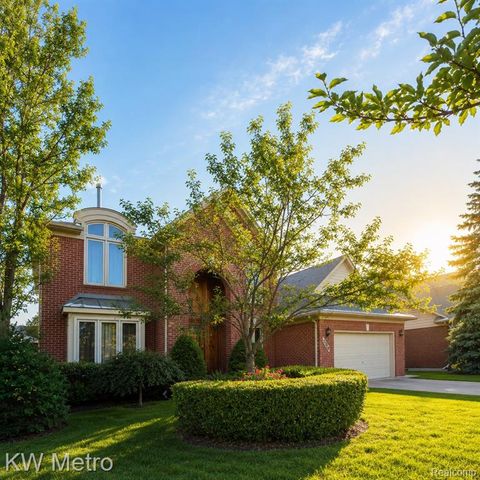 1176 Cadmus Drive, Troy, MI 48085