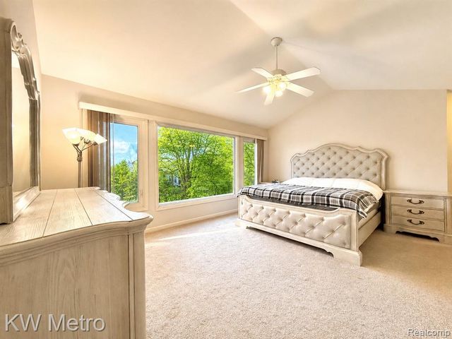 1176 Cadmus Drive, Troy, MI 48085