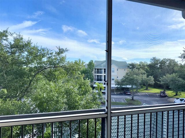 5152 NORTHRIDGE ROAD 302, Sarasota, FL 34238