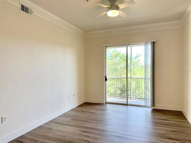 5152 NORTHRIDGE ROAD 302, Sarasota, FL 34238