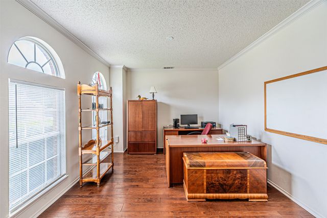 1018 Sumner Drive, Mesquite, TX 75149