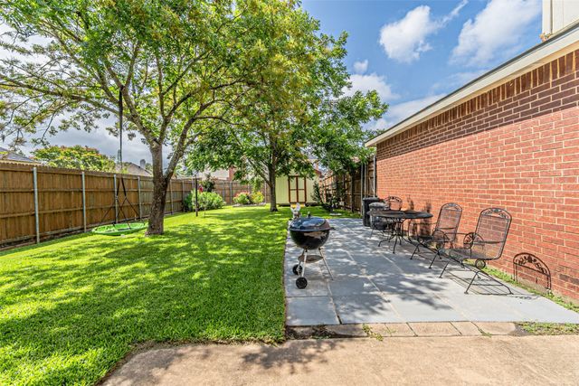 1018 Sumner Drive, Mesquite, TX 75149