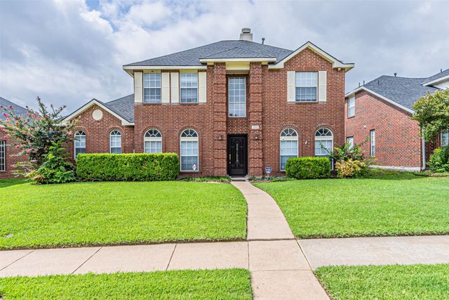 1018 Sumner Drive, Mesquite, TX 75149
