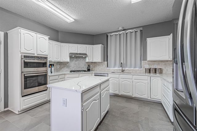 1018 Sumner Drive, Mesquite, TX 75149