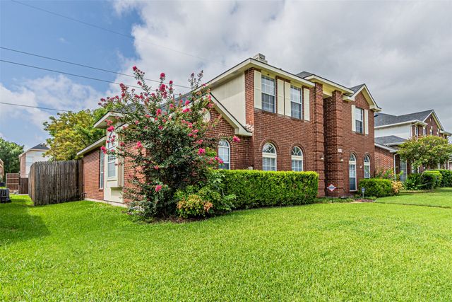 1018 Sumner Drive, Mesquite, TX 75149