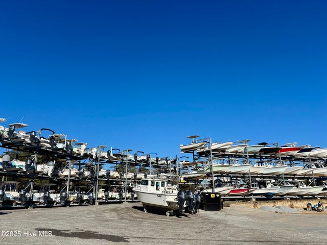 655 Heart Pine Avenue, Wilmington, NC 28411