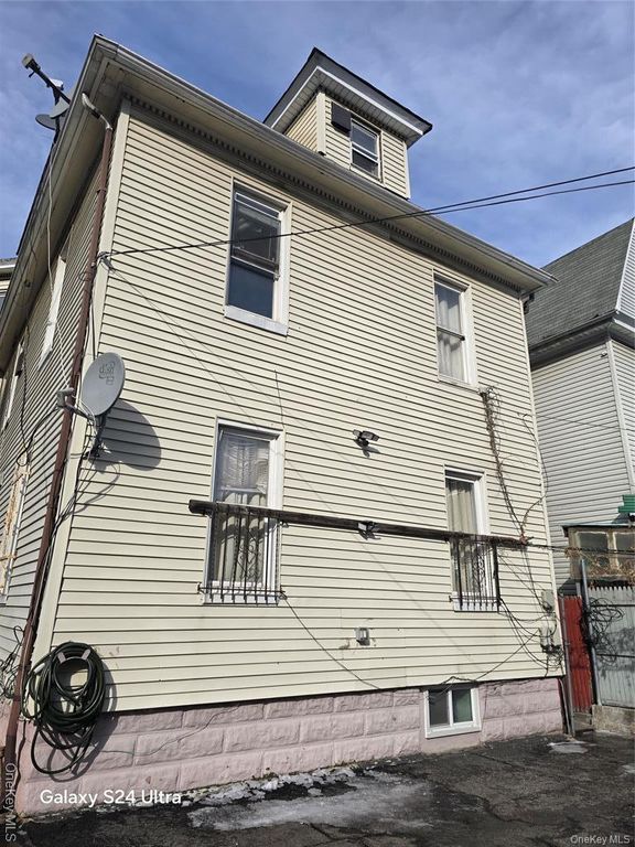 14818 89th Avenue, Jamaica, NY 11435