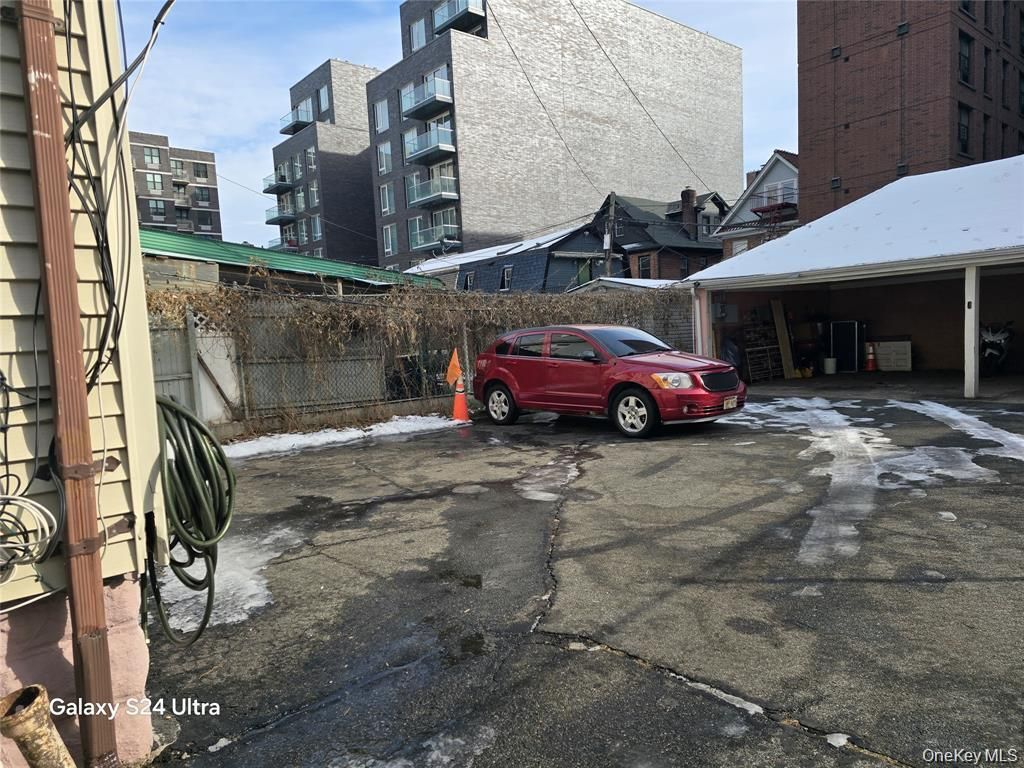 14818 89th Avenue, Jamaica, NY 11435 — photo 3