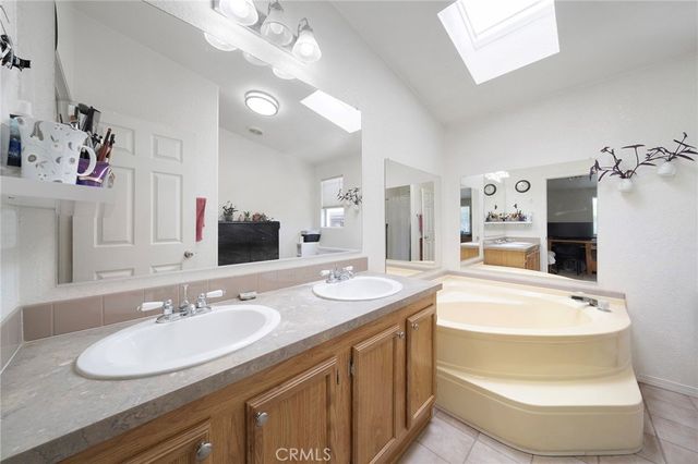 1401 W 9th 103, Pomona, CA 91766