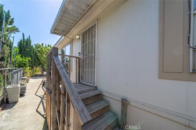 1401 W 9th 103, Pomona, CA 91766