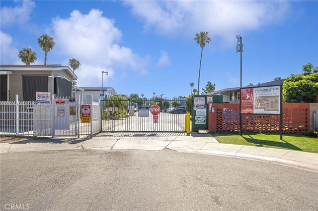 1401 W 9th 103, Pomona, CA 91766