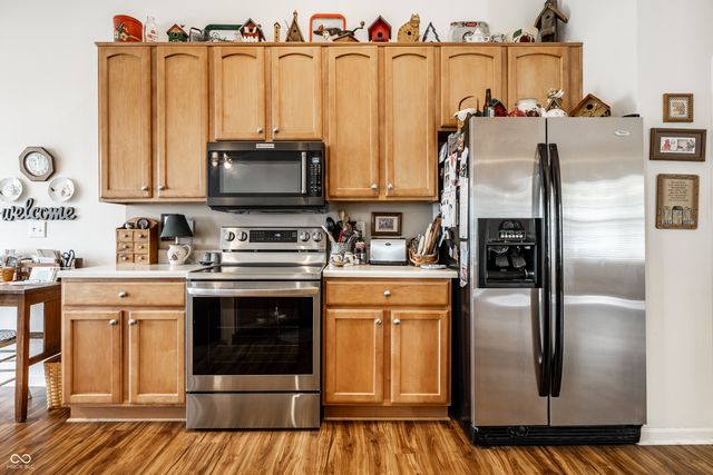 2230 Southlake Avenue E, Greenwood, IN 46143