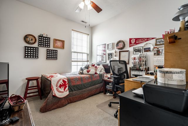 2230 Southlake Avenue E, Greenwood, IN 46143