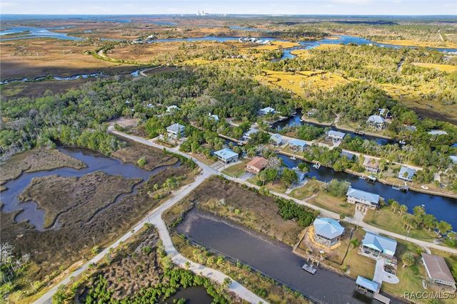 12123 W Bald Eagle Court, Crystal River, FL 34429