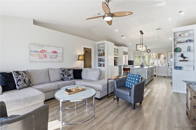 12123 W Bald Eagle Court, Crystal River, FL 34429