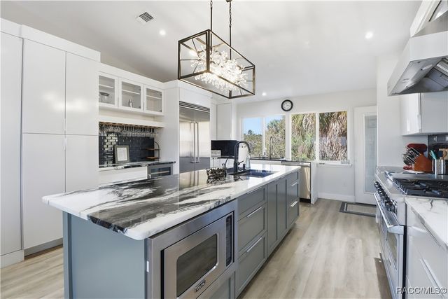 12123 W Bald Eagle Court, Crystal River, FL 34429