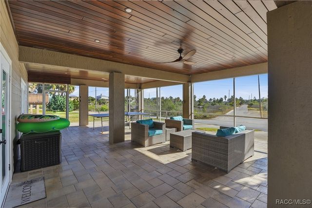 12123 W Bald Eagle Court, Crystal River, FL 34429