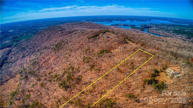 1644 Sierra Trace Road, Denton, NC 27239