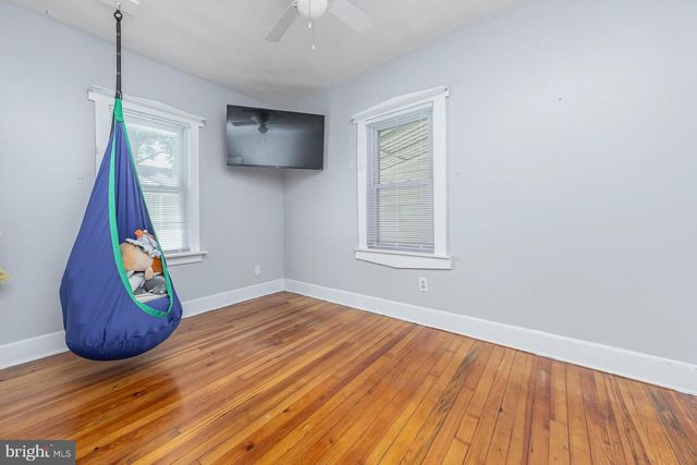 220 E WILLIAMS AVE, Barrington, NJ 08007