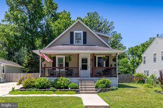 220 E WILLIAMS AVE, Barrington, NJ 08007