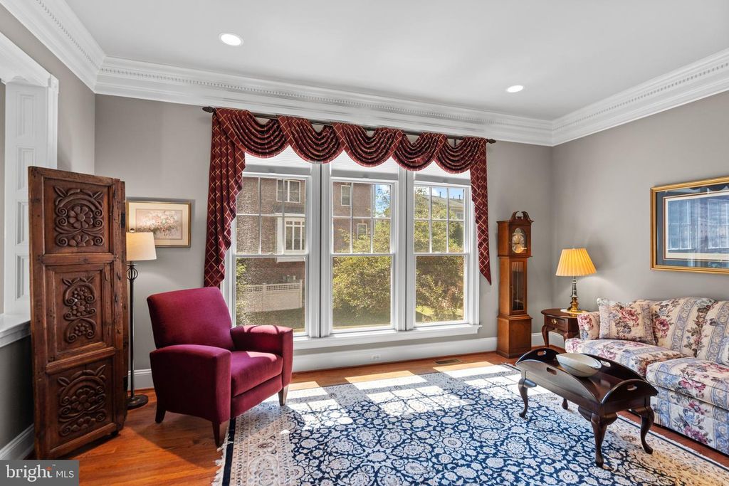 6726 DARRELLS GRANT PL, Falls Church, VA 22043