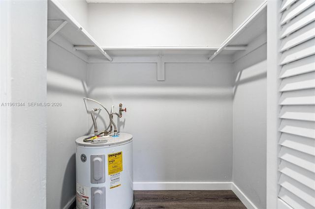 15205 NE 6th Ave D305, Miami, FL 33162