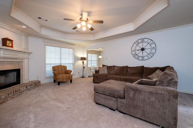 7328 W Ridge Circle, Sherwood, AR 72120