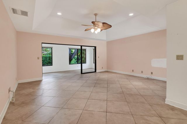 11453 SHADY OAKS Lane, North Palm Beach, FL 33408