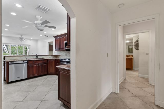 11453 SHADY OAKS Lane, North Palm Beach, FL 33408