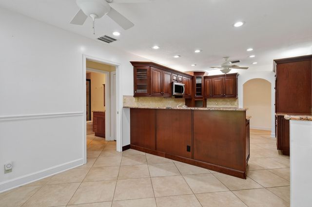 11453 SHADY OAKS Lane, North Palm Beach, FL 33408