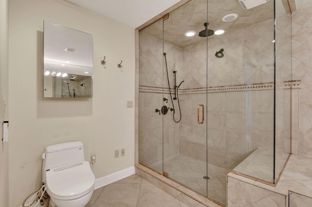 11453 SHADY OAKS Lane, North Palm Beach, FL 33408