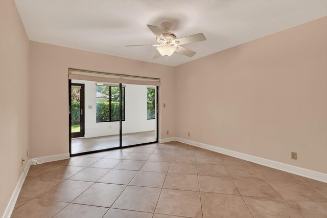11453 SHADY OAKS Lane, North Palm Beach, FL 33408