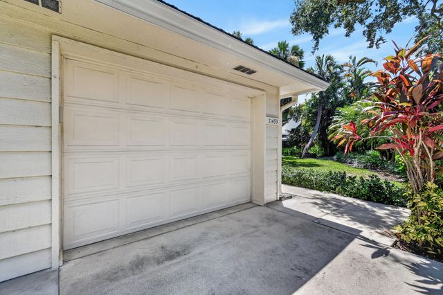 11453 SHADY OAKS Lane, North Palm Beach, FL 33408