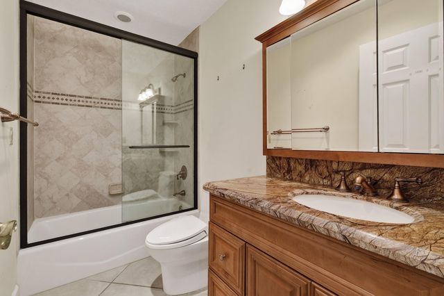 11453 SHADY OAKS Lane, North Palm Beach, FL 33408