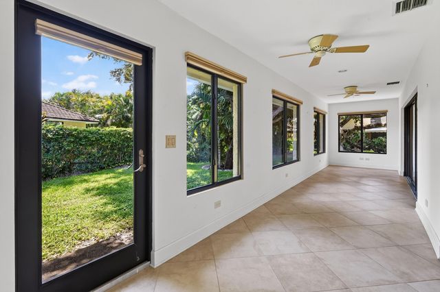 11453 SHADY OAKS Lane, North Palm Beach, FL 33408