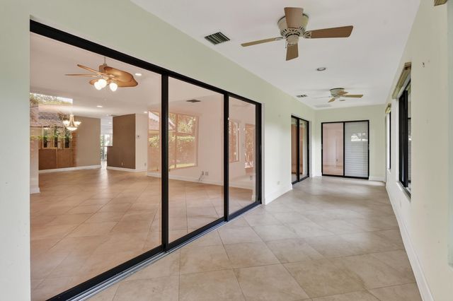11453 SHADY OAKS Lane, North Palm Beach, FL 33408
