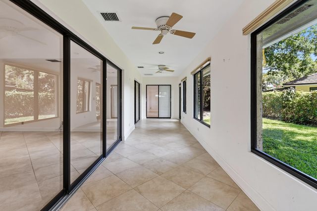 11453 SHADY OAKS Lane, North Palm Beach, FL 33408