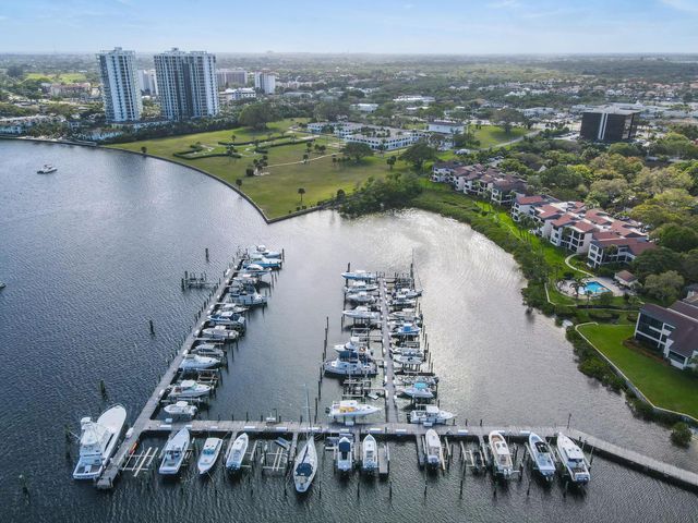 11453 SHADY OAKS Lane, North Palm Beach, FL 33408