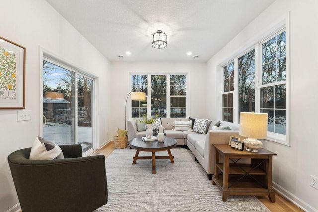 6321 158th Street N, Hugo, MN 55038