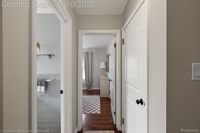 488 Bournemouth Road, Grosse Pointe Farms, MI 48236