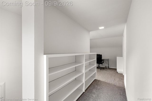 488 Bournemouth Road, Grosse Pointe Farms, MI 48236