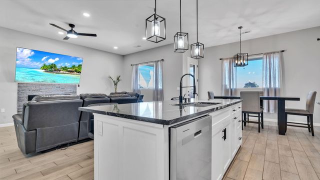 125 2nd Street NE, Rio Rancho, NM 87124