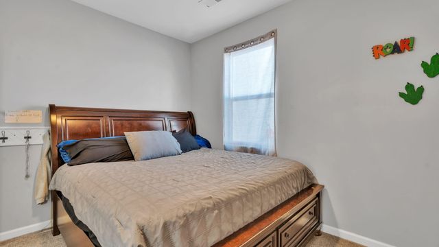 125 2nd Street NE, Rio Rancho, NM 87124