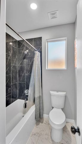 125 2nd Street NE, Rio Rancho, NM 87124