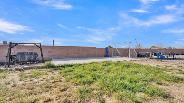 125 2nd Street NE, Rio Rancho, NM 87124