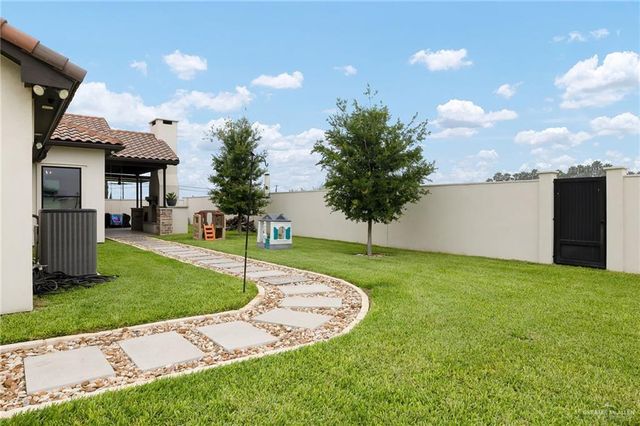 2717 Duke Drive, Edinburg, TX 78539