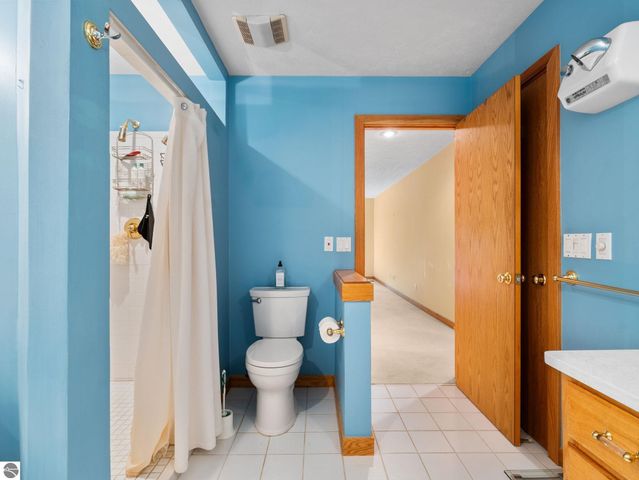 6530 Mission Ridge, Traverse City, MI 49686