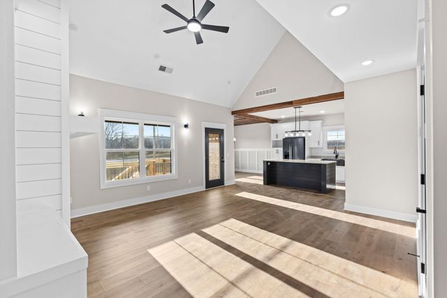 1509 Chardonnay Way, Berea, KY 40403